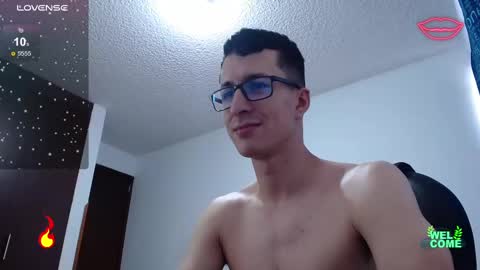 Jhonny independent model online show from March 2025 08:21:01 PM
