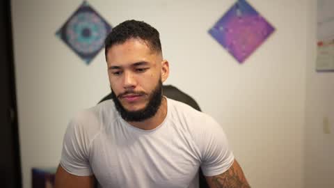 Snapshot of jhony_serna_ chatting on February 2025 04:35:02 AM IG jhony serna IG Personal jonathanserna88 online show from February 2025 04:35:02 AM