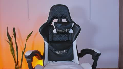 Jhors online show from November 2025 05:48:02 PM