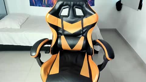 jhosep_hamilton online show from October 2025 07:22:01 PM