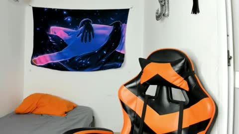 jhosep_hamilton online show from October 2025 06:40:01 PM