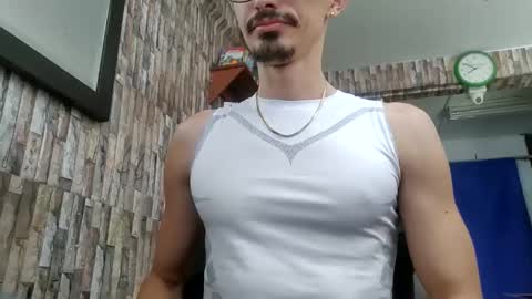 Jhosuamoore  online show from April 2026 12:48:02 PM