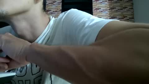 jhosuamoore2 online show from November 2025 03:24:01 PM