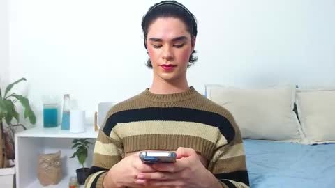 Snapshot of jhuan_cute chatting on June 2026 01:06:01 AM Jhuan Nhez online show from June 2026 01:06:01 AM