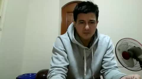 jhwozy online show from November 2025 03:33:02 PM