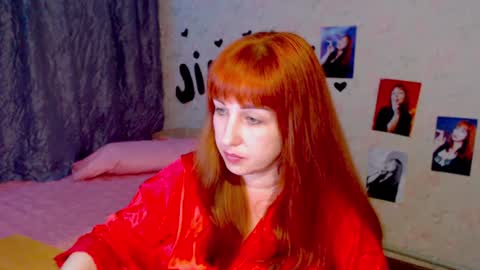 Snapshot of jillstevens chatting on January 2025 06:32:02 PM jillstevens online show from January 2025 06:32:02 PM