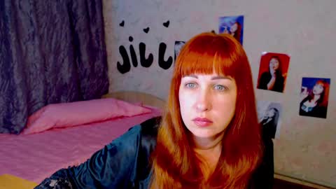 Snapshot of jillstevens chatting on January 2025 04:26:01 PM jillstevens online show from January 2025 04:26:01 PM