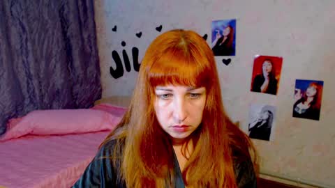 Snapshot of jillstevens chatting on January 2025 04:46:01 PM jillstevens online show from January 2025 04:46:01 PM