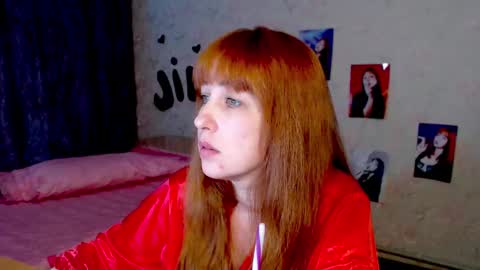 Snapshot of jillstevens chatting on February 2025 01:30:02 AM jillstevens online show from February 2025 01:30:02 AM