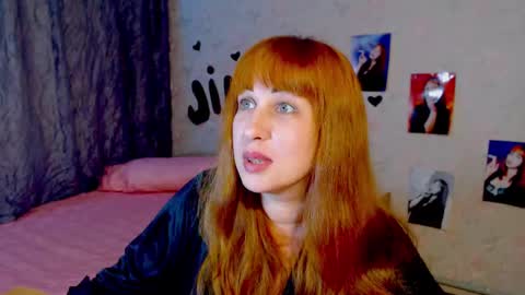 Snapshot of jillstevens chatting on February 2025 02:08:01 PM jillstevens online show from February 2025 02:08:01 PM