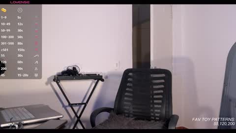 jim_dancer online show from April 2026 11:44:01 PM