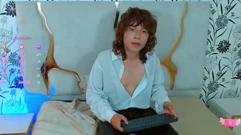 Snapshot of jim_tay chatting on September 2025 08:33:02 PM Hi Im Jim online show from September 2025 08:33:02 PM