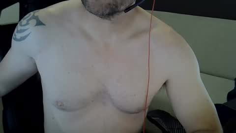 Snapshot of jimforjim chatting on May 2026 01:02:02 AM Jim online show from May 2026 01:02:02 AM