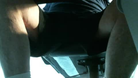 jimwellhung online show from May 2026 03:15:01 AM