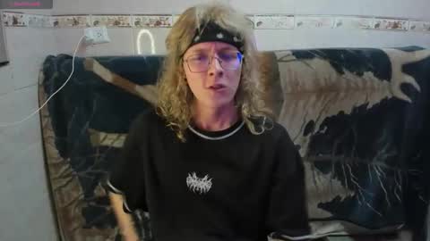 Snapshot of jinnbook chatting on May 2026 04:32:02 AM JinnBook online show from May 2026 04:32:02 AM