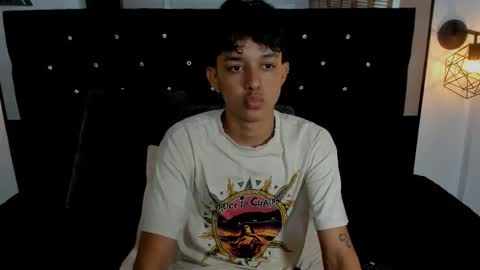 Snapshot of jisus_cat chatting on October 2025 09:28:02 PM Jisus online show from October 2025 09:28:02 PM