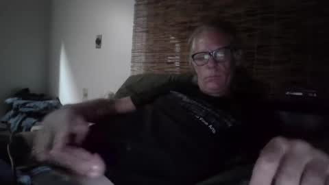 Snapshot of jizzmitten5 chatting on September 2025 02:02:02 AM jizzmitten5 online show from September 2025 02:02:02 AM