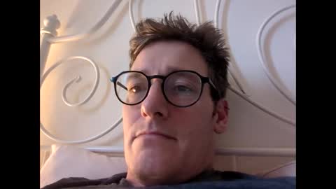 jizzy_spunks online show from February 2026 01:20:01 PM
