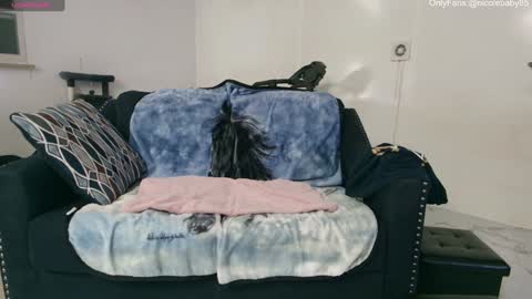 Nicole  Allen online show from January 2025 02:25:01 AM