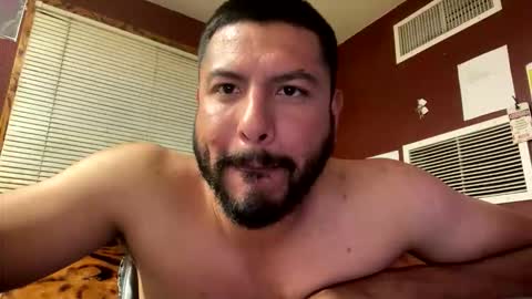 jjuarez5409 online show from May 2026 03:12:01 AM