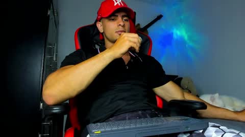 IGJmortton online show from April 2026 01:55:01 AM