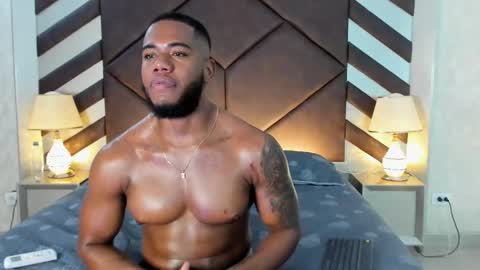 Snapshot of joan_saenz chatting on February 2025 04:10:02 AM JOAN SAENZ online show from February 2025 04:10:02 AM