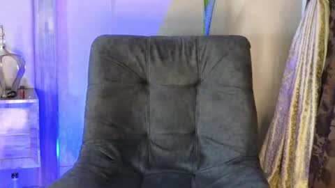 Snapshot of joan_saenz chatting on November 2025 06:40:02 PM JOAN SAENZ online show from November 2025 06:40:02 PM