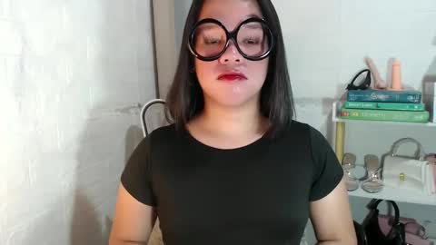 Snapshot of joanagorgeous chatting on December 2024 10:51:01 PM Joana online show from December 2024 10:51:01 PM