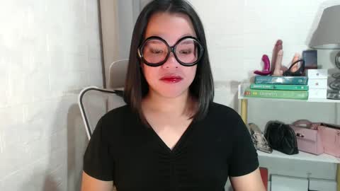 Snapshot of joanagorgeous chatting on December 2024 11:37:02 PM Joana online show from December 2024 11:37:02 PM