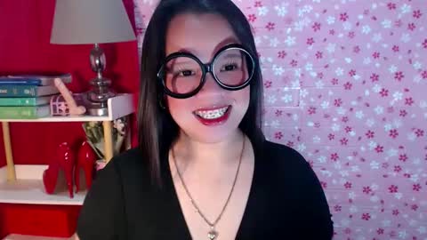 Joana online show from November 2025 08:09:01 PM