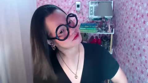 Joana online show from December 2025 10:37:01 PM