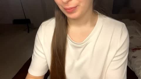 Adel online show from November 2025 10:53:02 PM