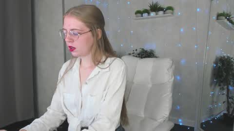 joann_shermann online show from October 2025 01:27:02 AM