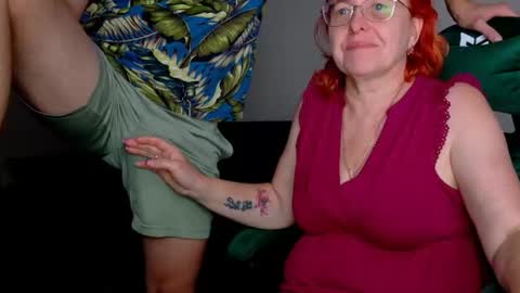 Snapshot of joannaandneighbour chatting on July 2026 07:33:02 AM Joanna and Greg online show from July 2026 07:33:02 AM