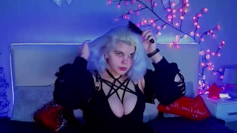 Joann online show from December 2025 07:09:01 PM