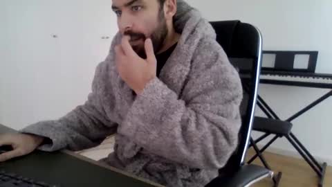 joaodias_18 online show from January 2026 11:58:01 AM