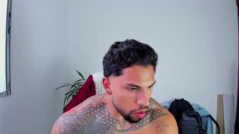 joe_esthetic online show from October 2025 11:53:02 AM