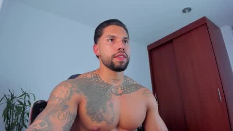 joe_esthetic online show from March 2026 09:40:02 PM