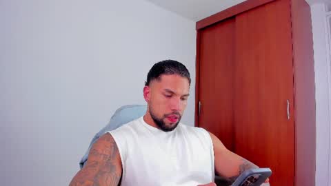joe_esthetic online show from June 2026 08:31:02 PM