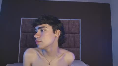 Snapshot of joecollins_ chatting on November 2025 11:48:01 PM joecollins_ online show from November 2025 11:48:01 PM