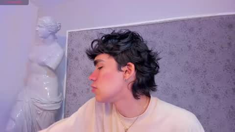 Snapshot of joecollins_ chatting on November 2025 04:00:01 AM joecollins_ online show from November 2025 04:00:01 AM