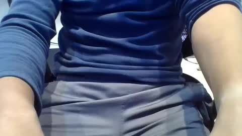 joejoe_1985 online show from January 2026 06:55:02 PM