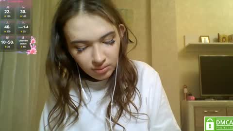 Jennifer online show from April 2026 06:00:01 PM