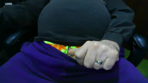 joeyballs123 online show from February 2026 05:41:01 PM