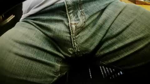 joeystr0ker online show from April 2026 10:10:02 PM