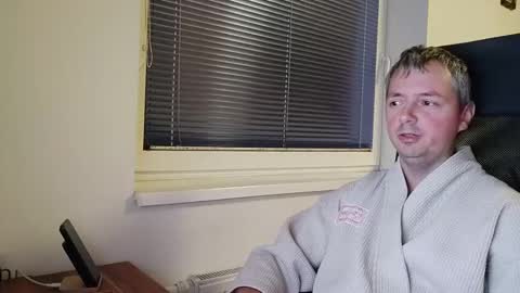 Jogger1991 online show from December 2024 08:09:01 PM