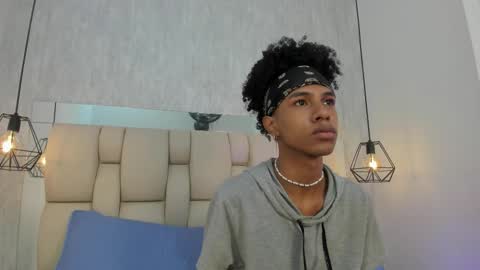 Johan  online show from October 2025 11:30:01 AM