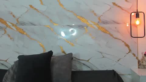 johan online show from September 2025 12:23:02 AM