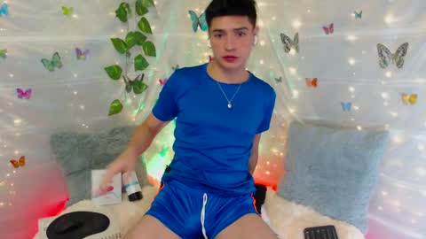 Snapshot of johan_sweet1 chatting on January 2025 09:37:02 AM JOHAN - online show from January 2025 09:37:02 AM