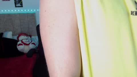 Snapshot of johanleonsweetboy chatting on January 2025 12:46:01 AM JOHAN independient model online show from January 2025 12:46:01 AM